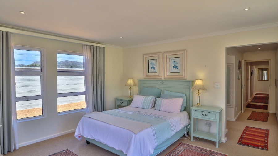 3 Bedroom Property for Sale in Lake Michelle Western Cape